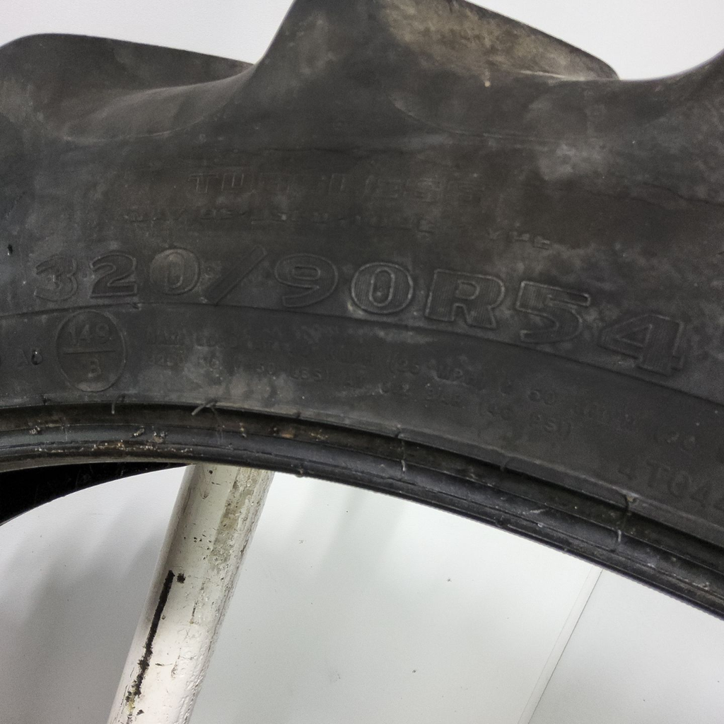 320/90R54 Goodyear Farm DT800 Super Traction R-1W 149A8 65%
