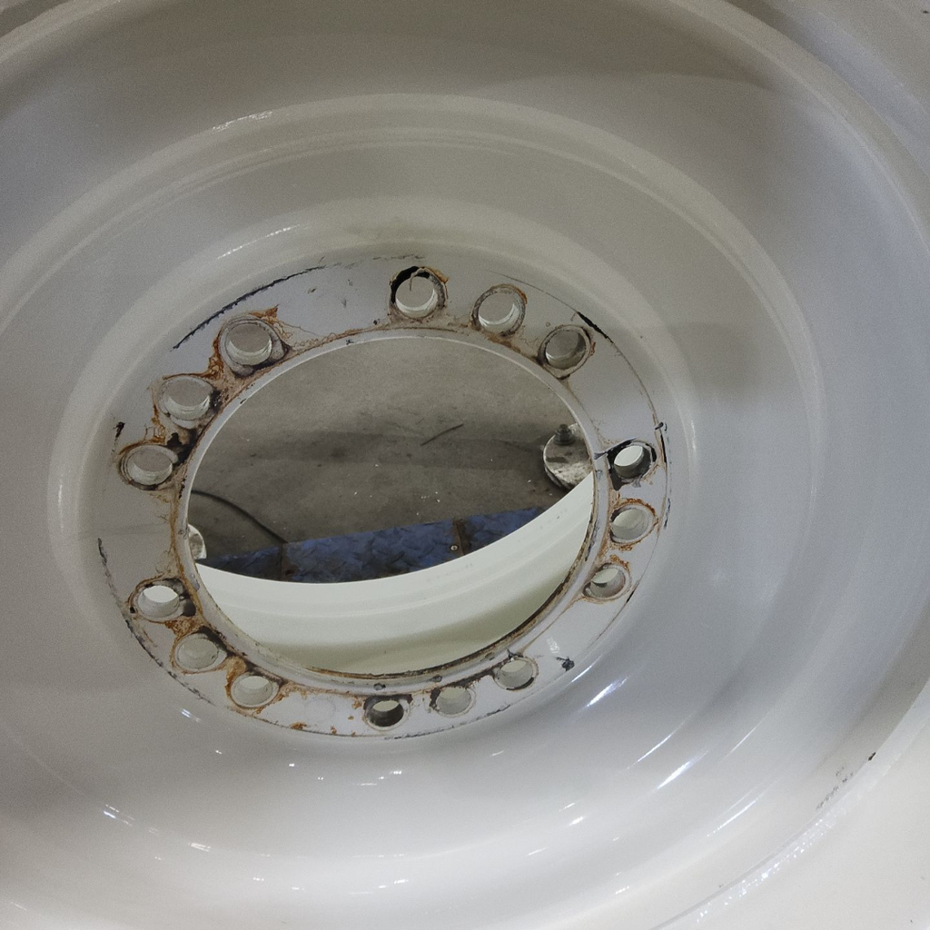 30"W x 32"D, New Holland White 15-Hole Formed Plate , -4.12" Offset