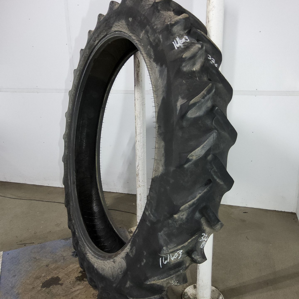 320/90R54 Goodyear Farm DT800 Super Traction R-1W 149A8 65%
