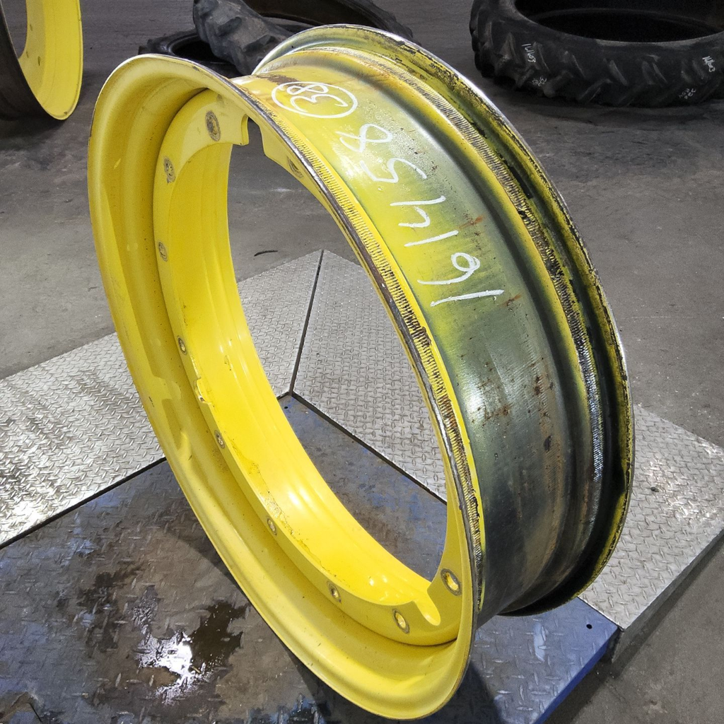 10"W x 38"D, John Deere Yellow 12-Hole Stub Disc , 1.88" Offset