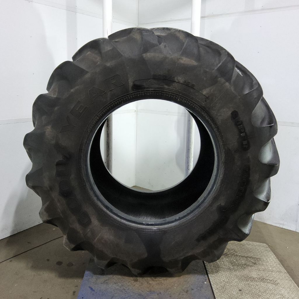 800/70R38 Goodyear Farm DT820 Super Traction R-1W 181A8 80%