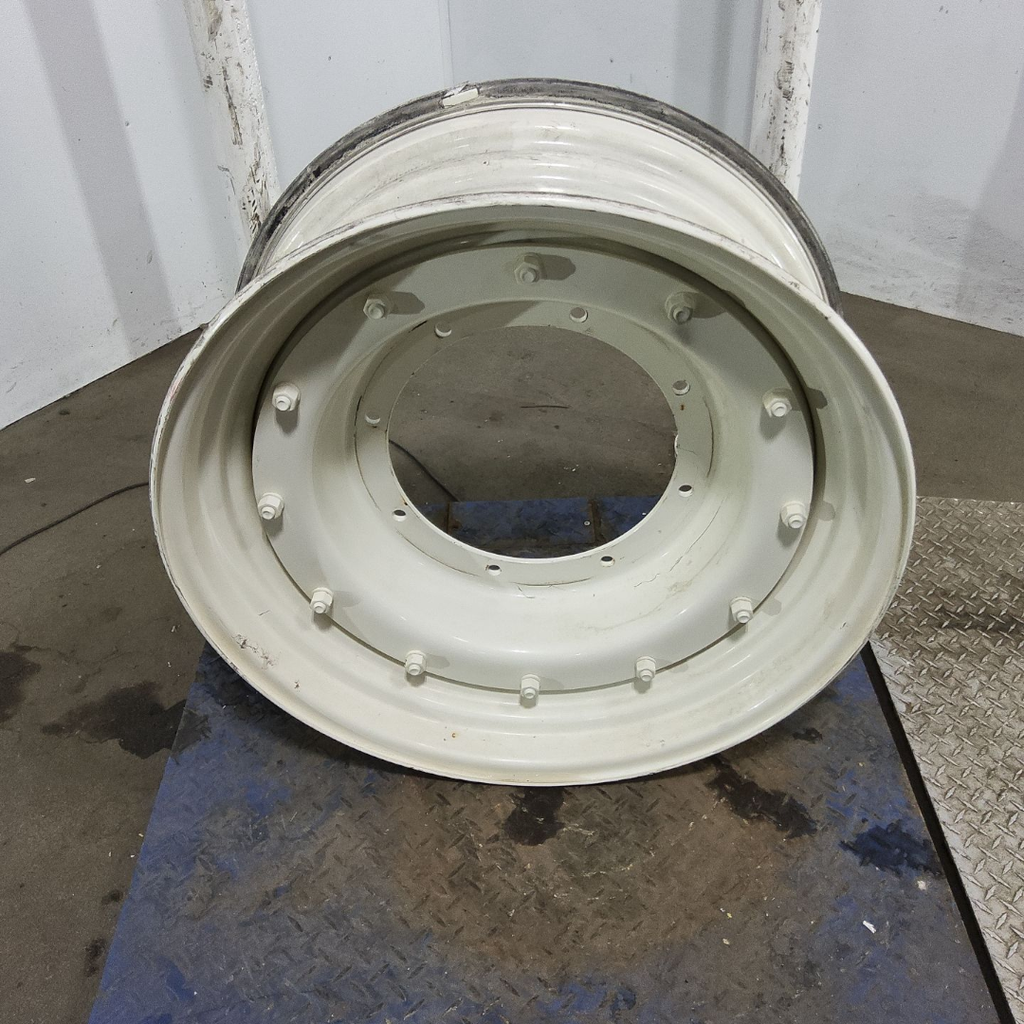 12"W x 30"D, New Holland White 16-Hole Stub Disc , -2.38" Offset