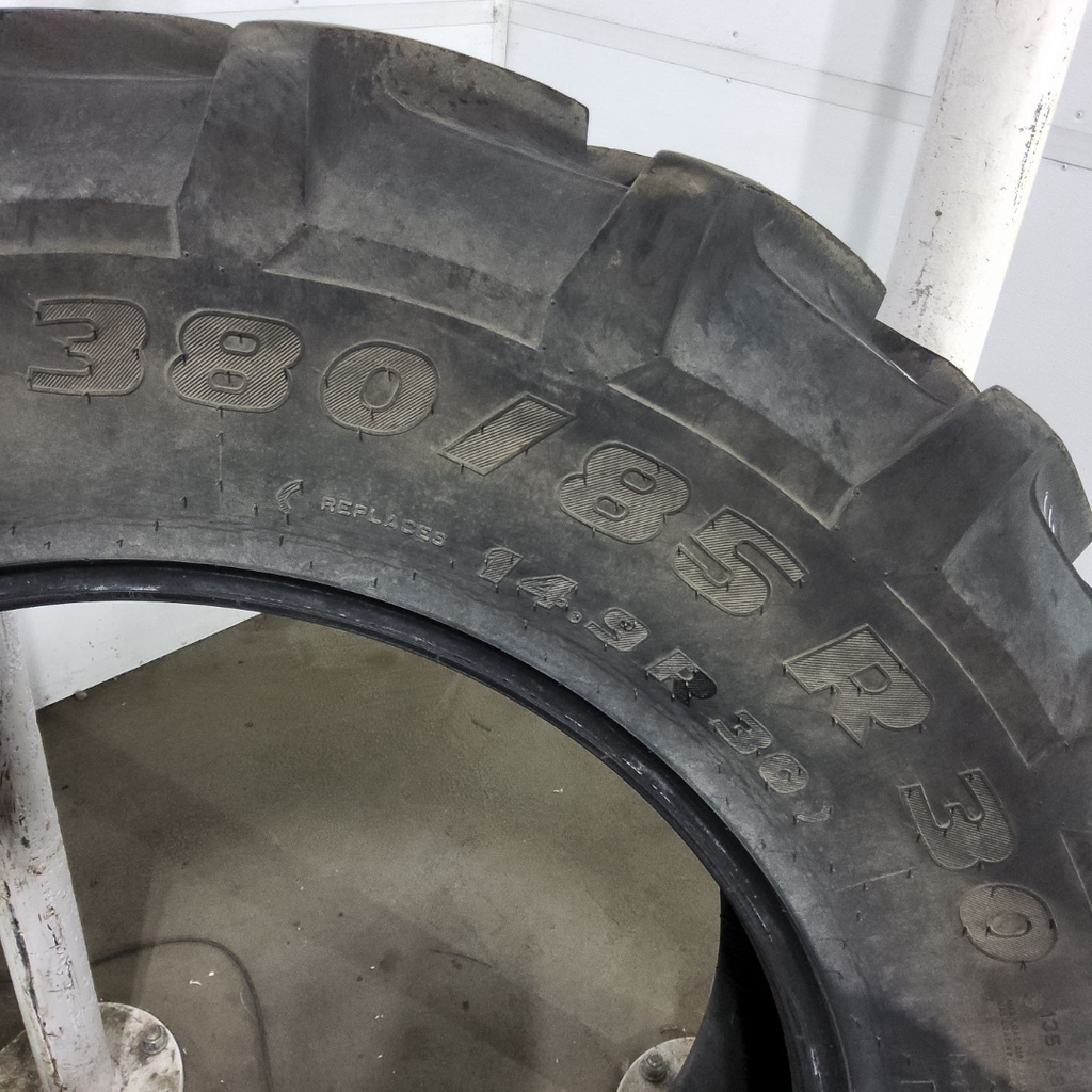 380/85R30 Trelleborg TM600 R-1W 135A8 85%