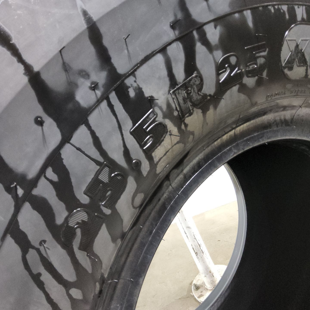23.5R25 Michelin XTLA G-2/L-2 99%