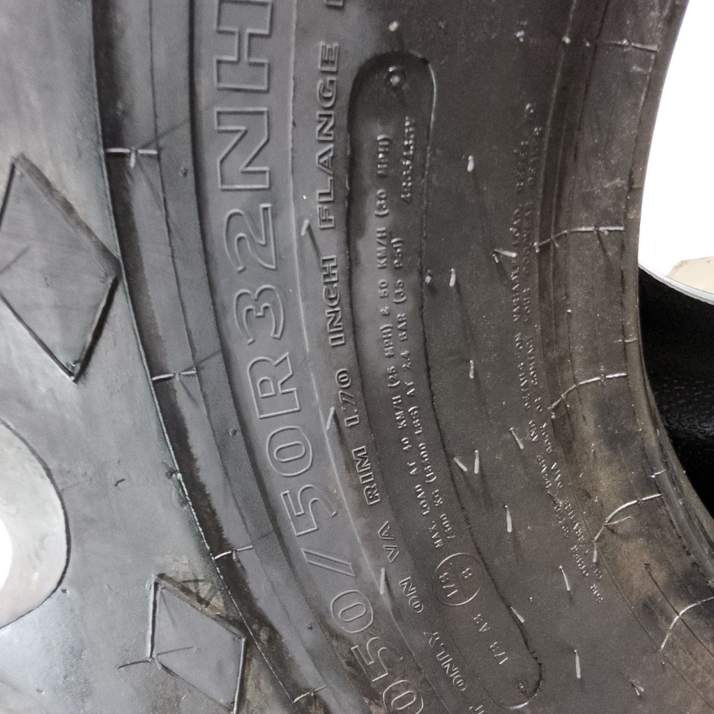 VA1050/50R32 Goodyear Farm Super Terra Grip XT R-1W 178A8 95%