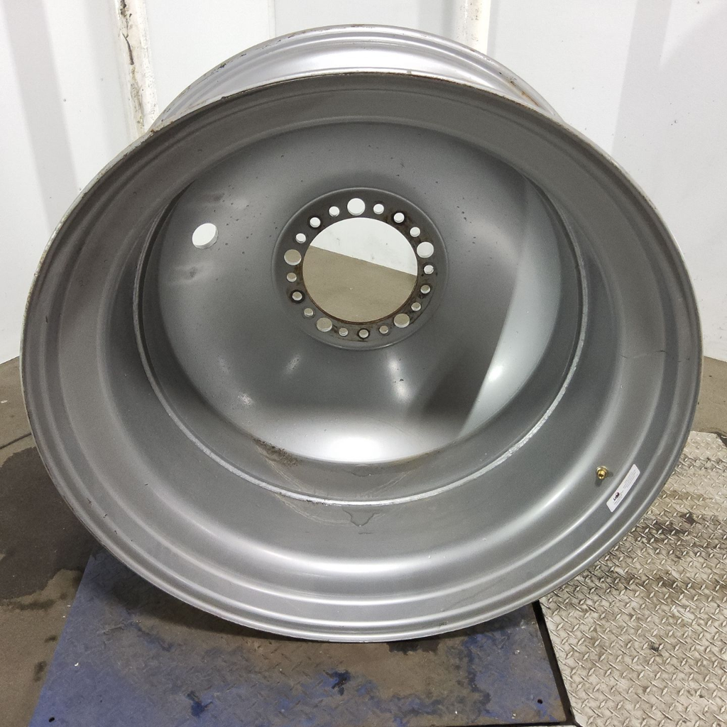 18"W x 42"D, Case IH Silver Mist 20-Hole Dolly Dual , -15.12" Offset