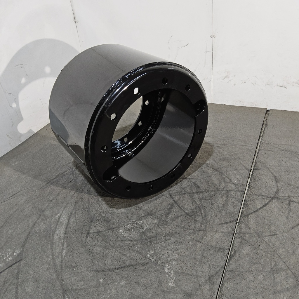 12-Hole 15.5"L FWD Spacer, Gloss Black