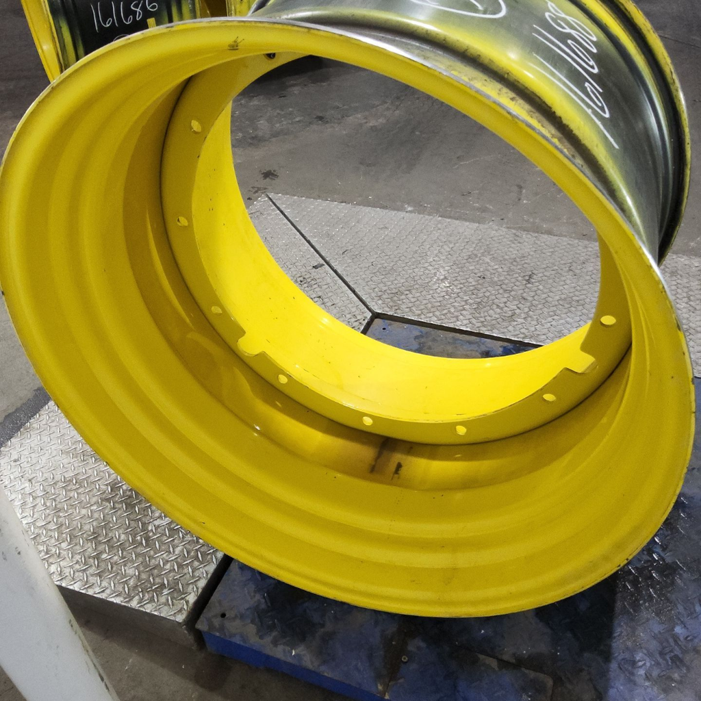 27"W x 38"D, John Deere Yellow 12-Hole Stub Disc , -0.38" Offset