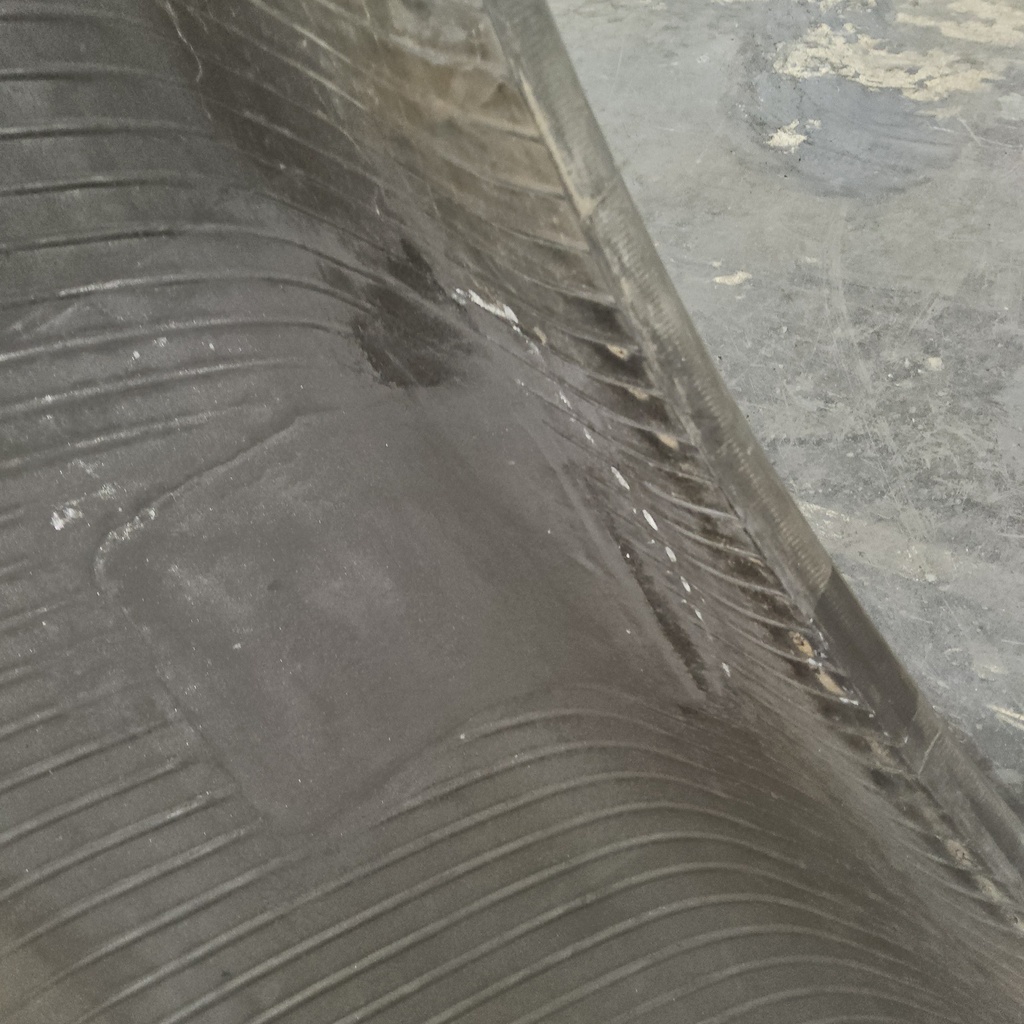 VF380/90R46 Michelin Spraybib CFO R-1S 173D/169E 99%