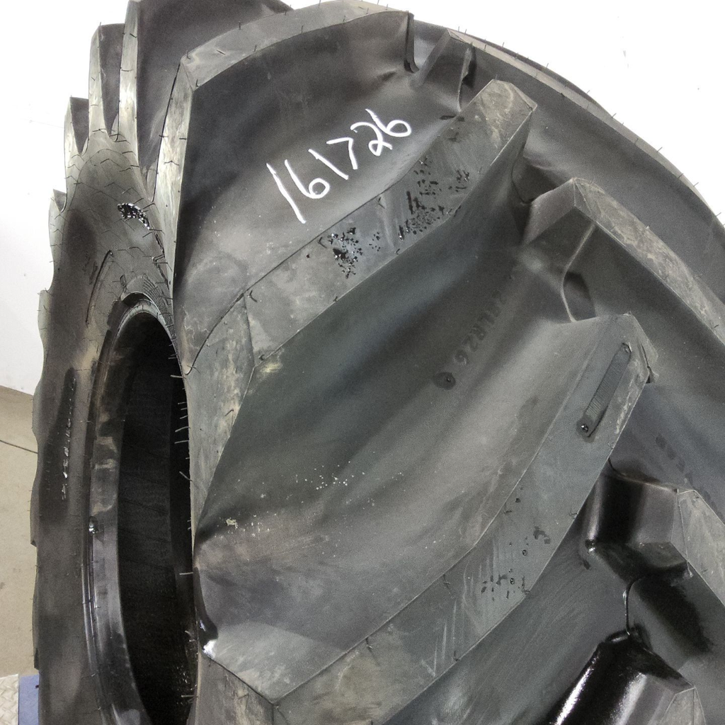 28LR26 Goodyear Farm Super Traction Radial R-1W 169A8 99%