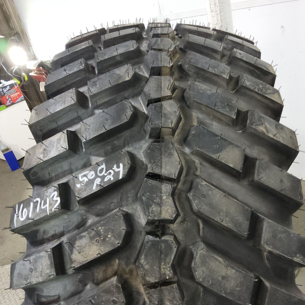 500/70R24 Alliance 550 Multi Use SB R-4 164B 99%