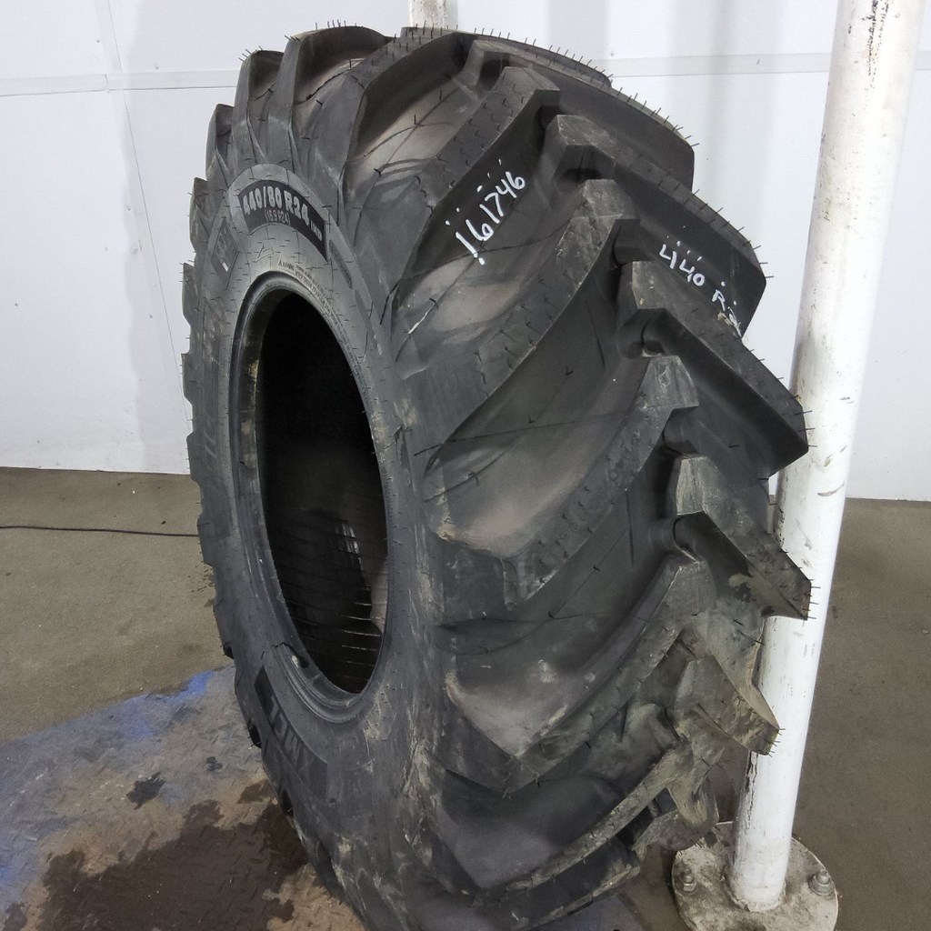 440/80R24 Michelin XMCL R-4 161B 99%