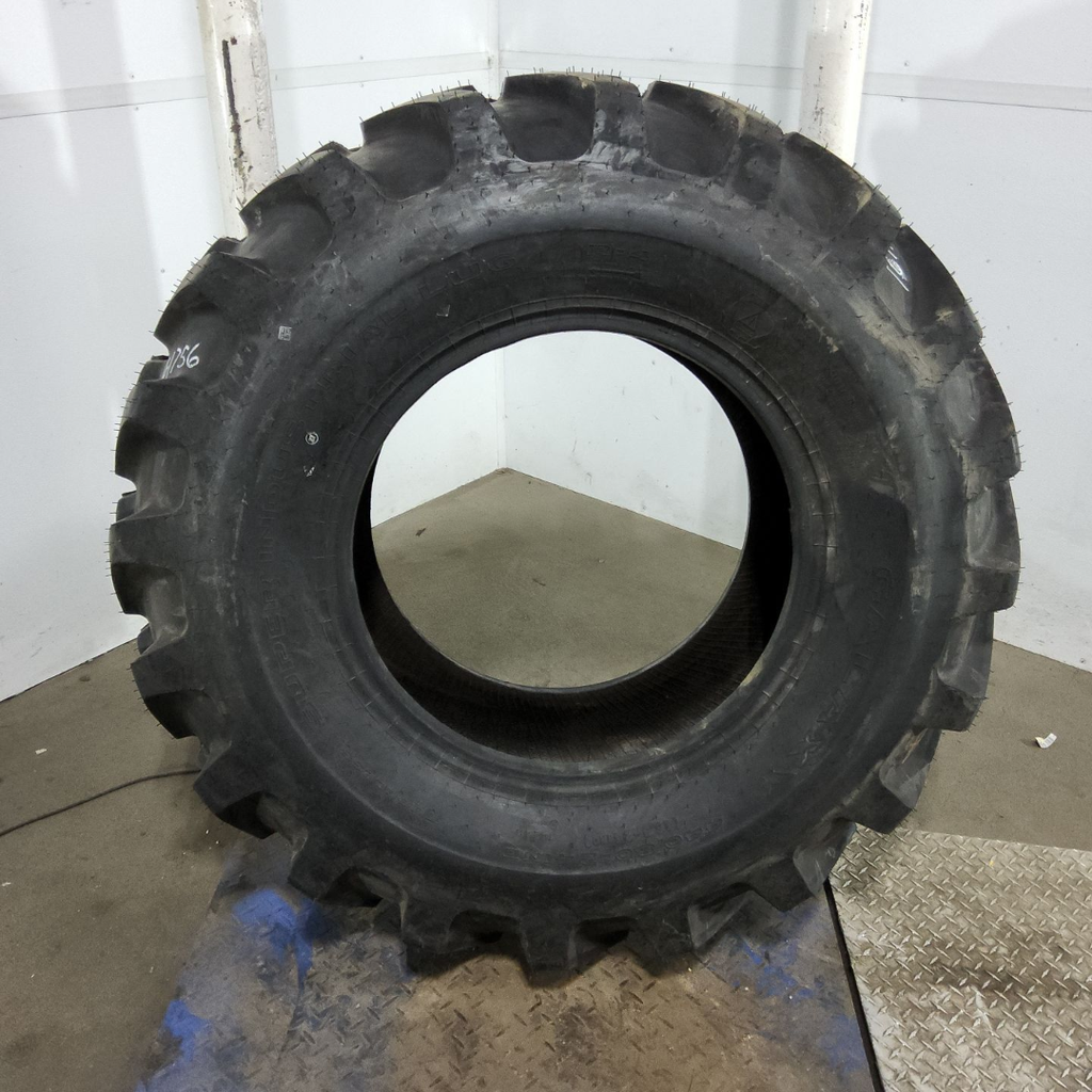 440/80-24 Galaxy Super Industrial Lug R-4 142A8 99%