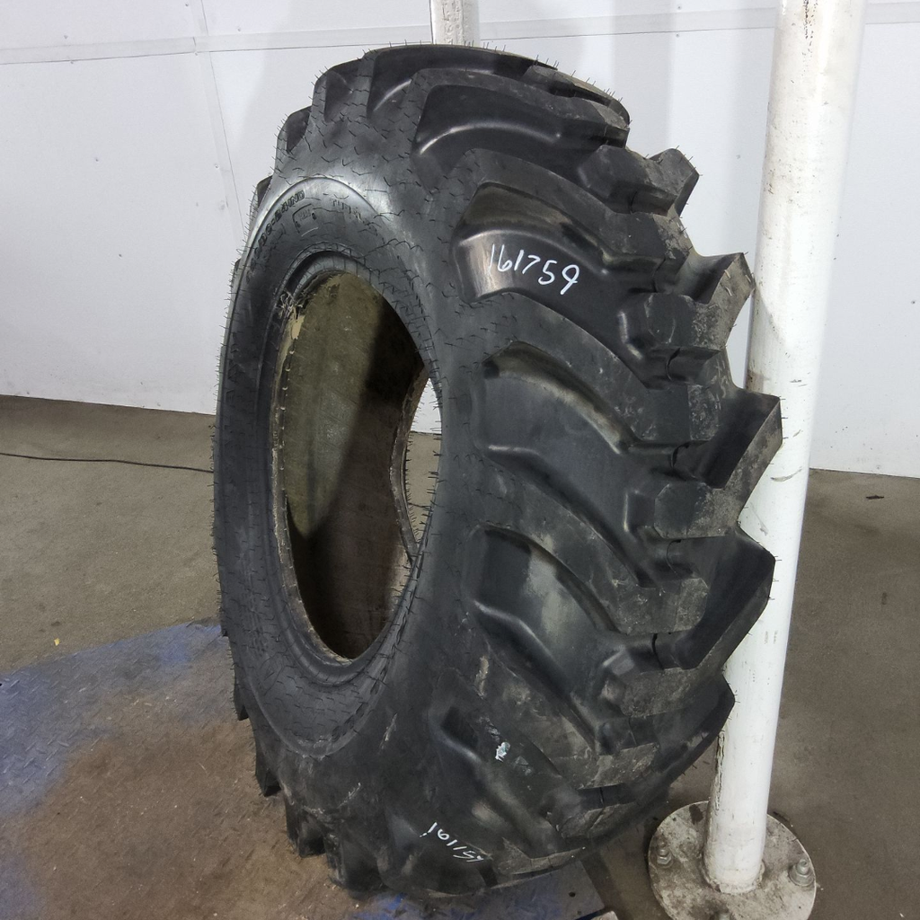 440/80-24 Galaxy Super Industrial Lug R-4 142A8 99%