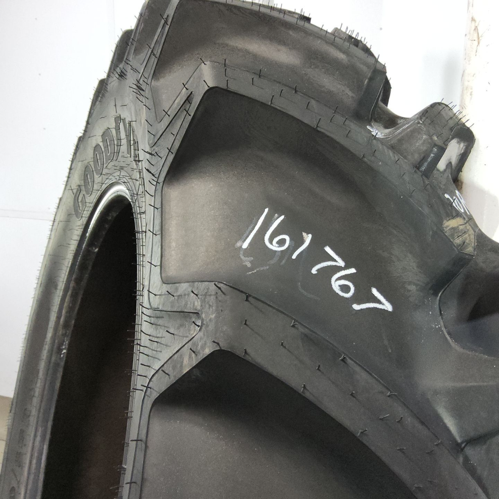 520/85R42 Goodyear Farm Optitrac R-1W 157D 99%