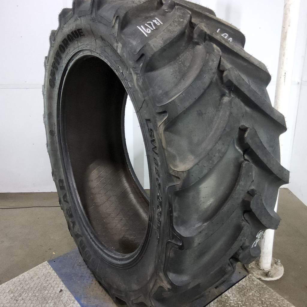 LSW680/50R46 Goodyear Farm OptiTorque R-1 173D 99%