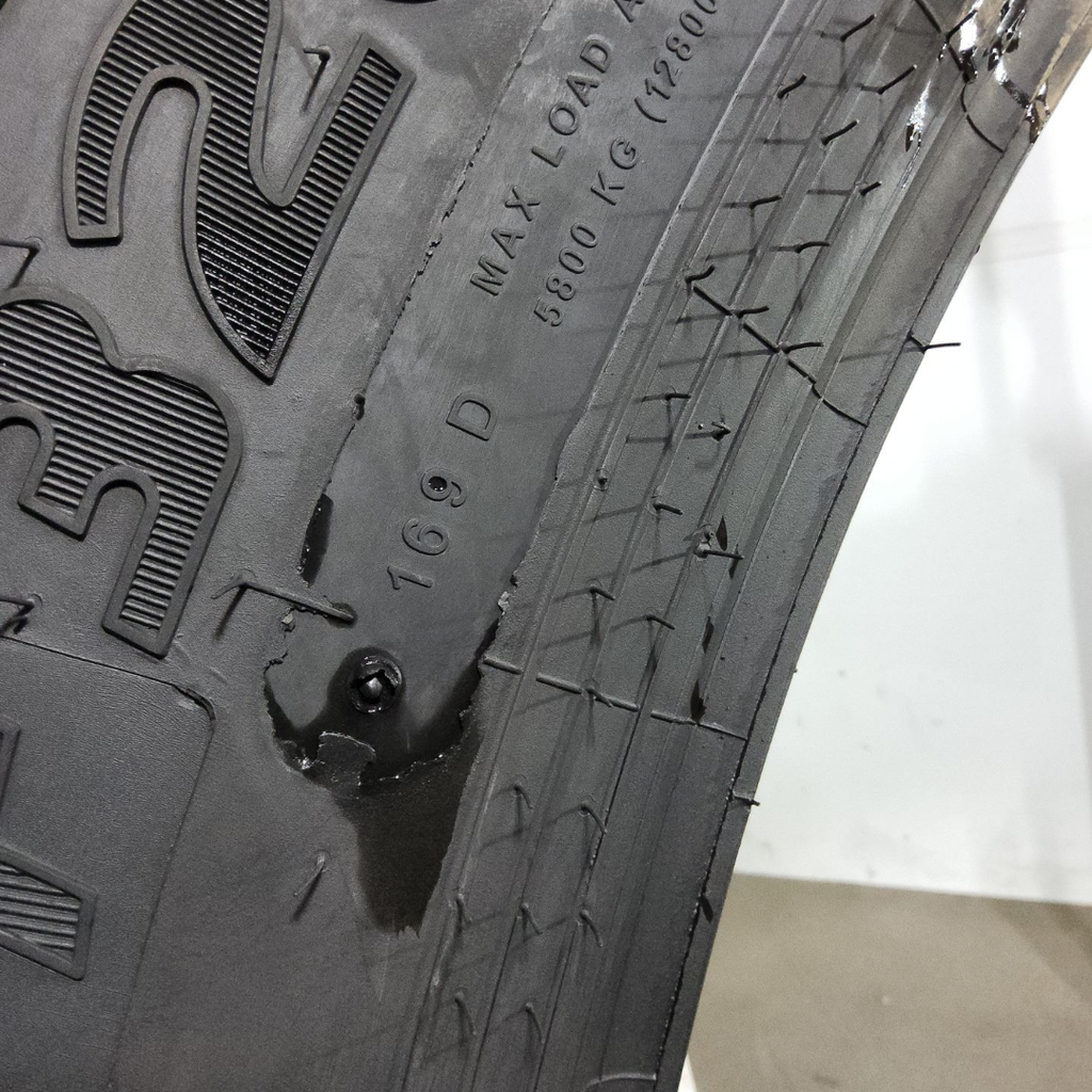 VF320/90R50 Goodyear Farm Ultra Sprayer R-1 169D 99%