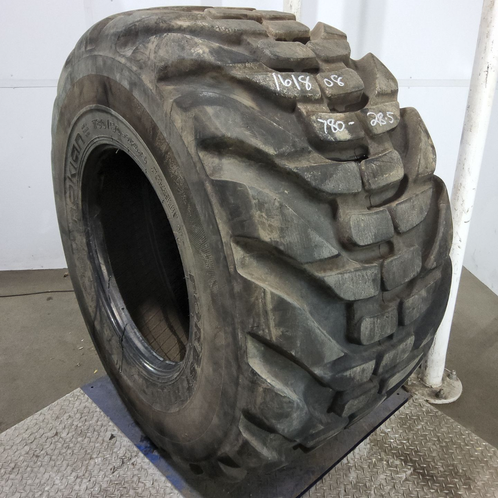 780/50-28.5 Nokian Forest King F-2 N (24 Ply), 182A8 90%
