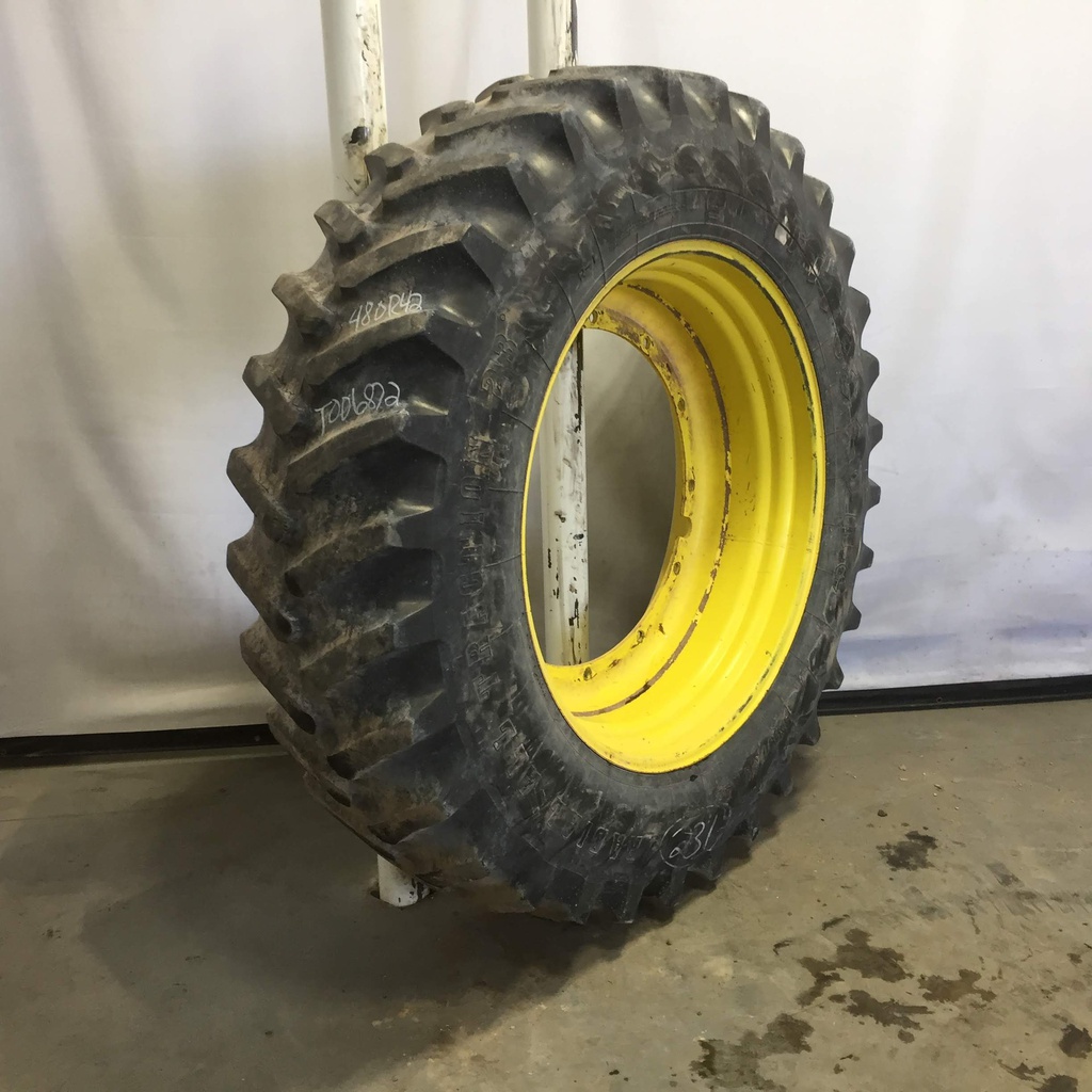 480/80R42 Firestone Radial All Traction 23 R-1 on John Deere Yellow 12-Hole Stub Disc 50%