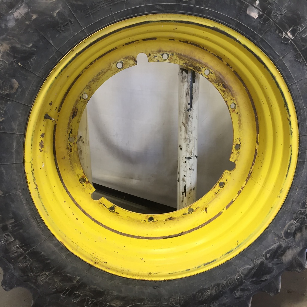 480/80R42 Firestone Radial All Traction 23 R-1 on John Deere Yellow 12-Hole Stub Disc 50%