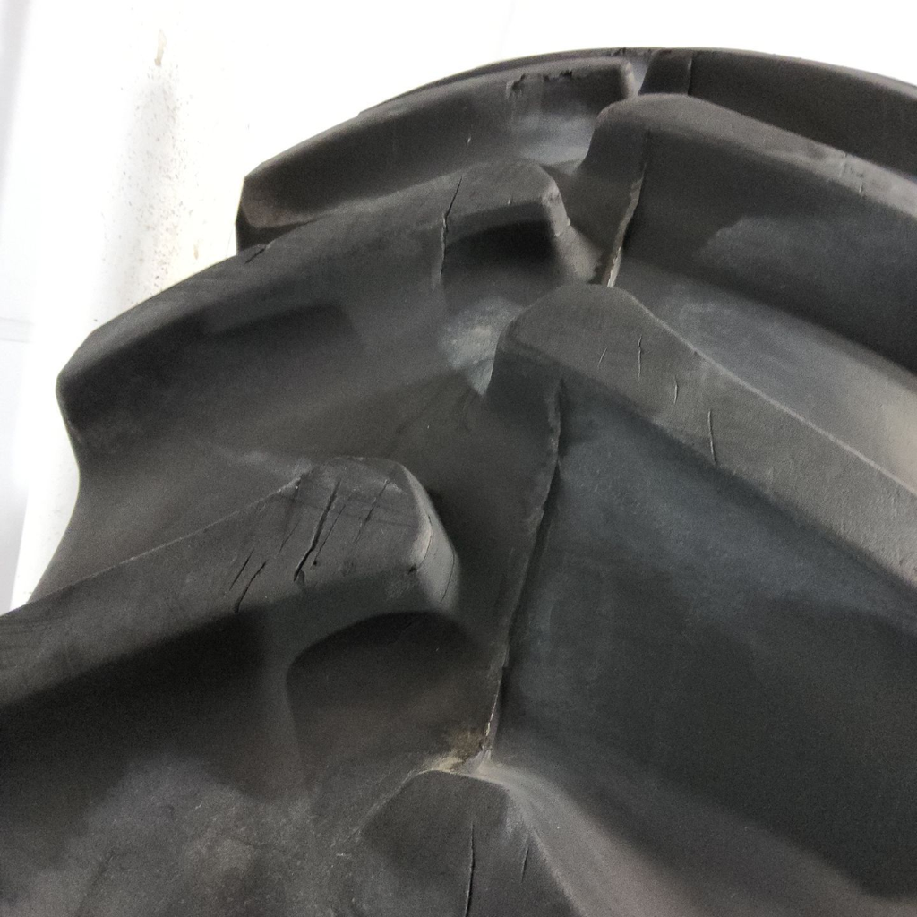 20.8R42 Firestone Radial 23 R-1 155A8 85%