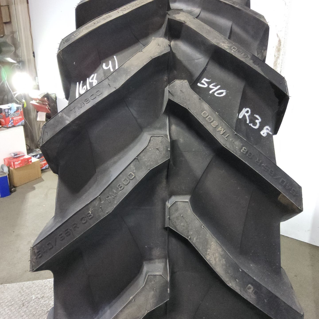 540/65R38 Trelleborg TM800 High Speed R-1W 147D 99%