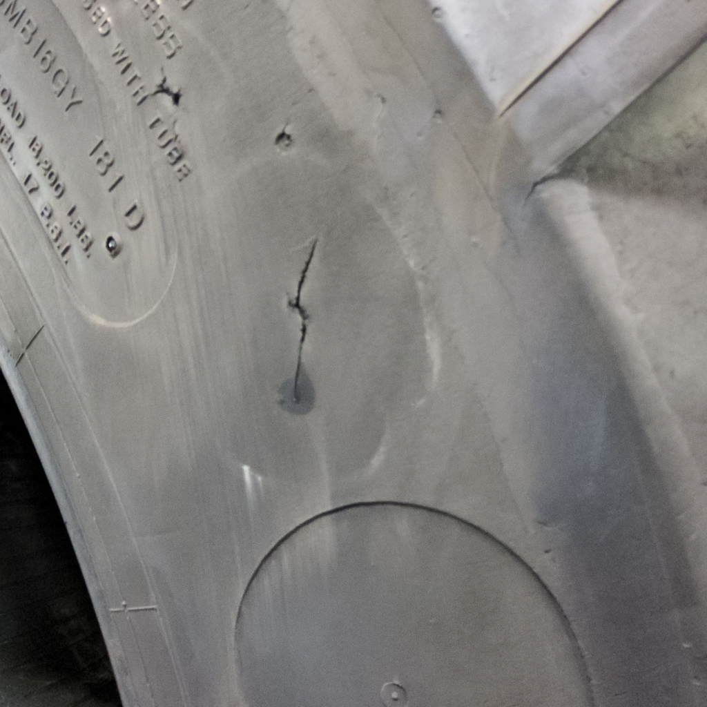 LSW1100/45R46 Goodyear Farm DT930 R-1W 181D 85%