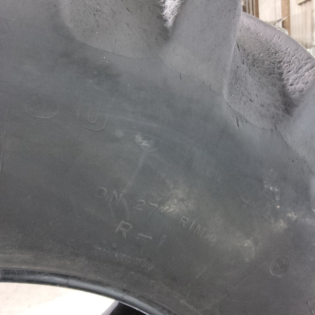 30.5LR32 Firestone Radial All Traction 23 R-1 170B 80%