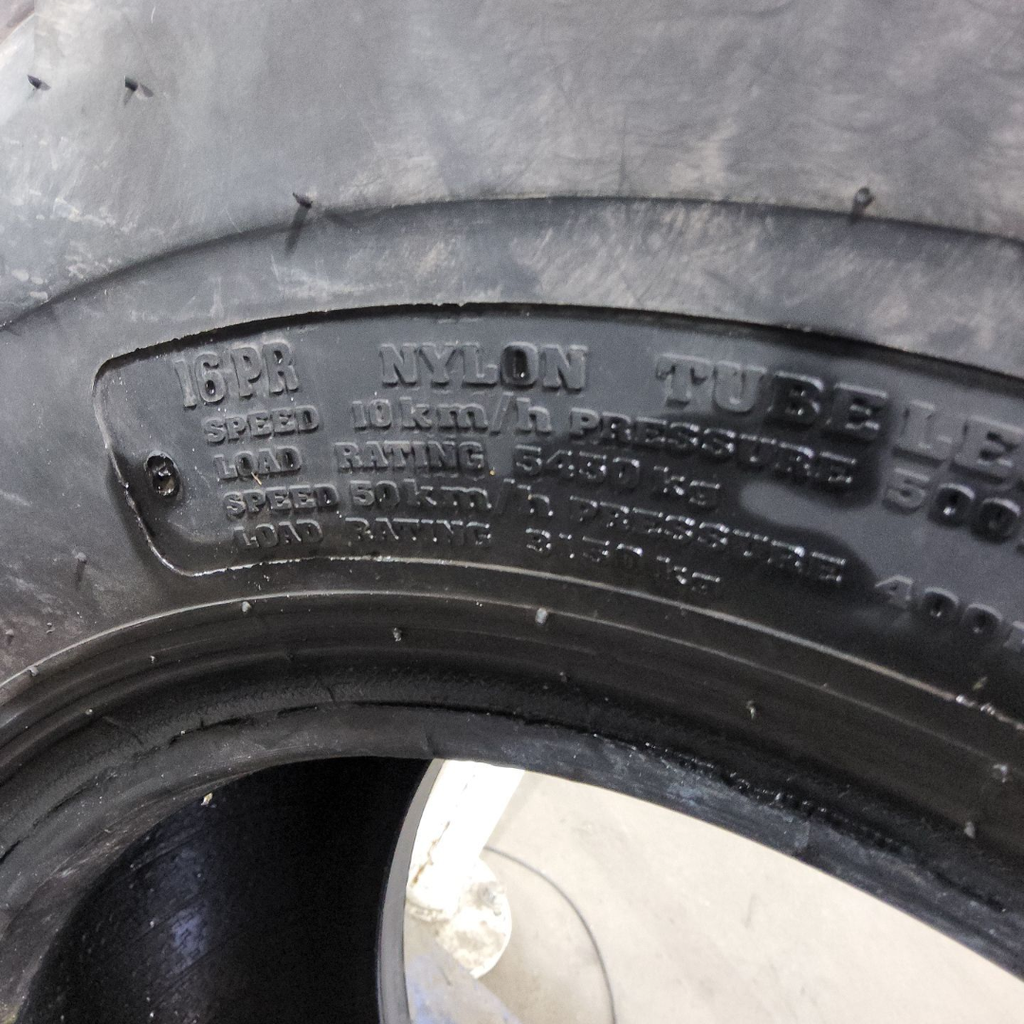 16/70-20 Advance L-3A E-3/L-3 H (16 Ply), 90%