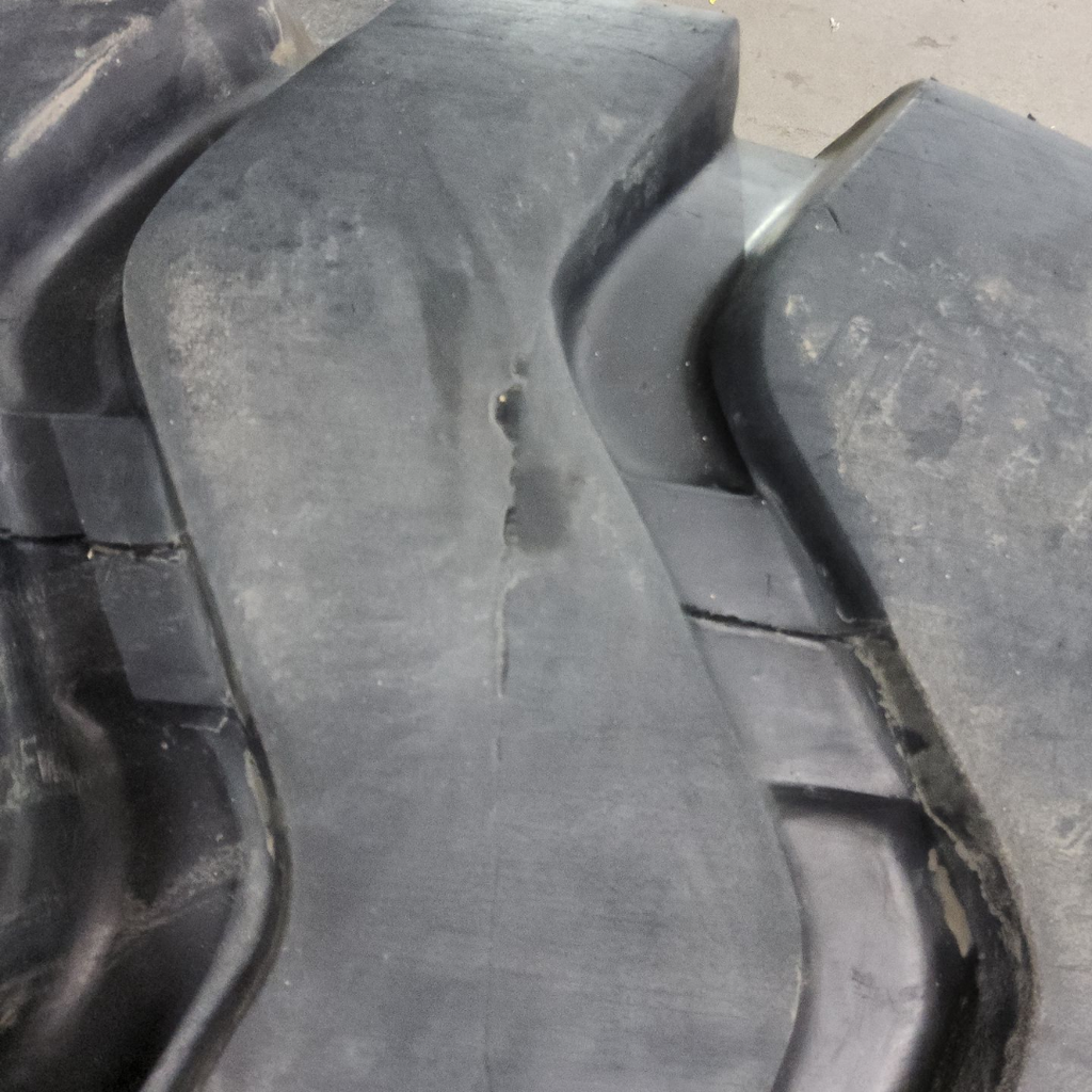 16/70-20 Advance L-3A E-3/L-3 H (16 Ply), 90%