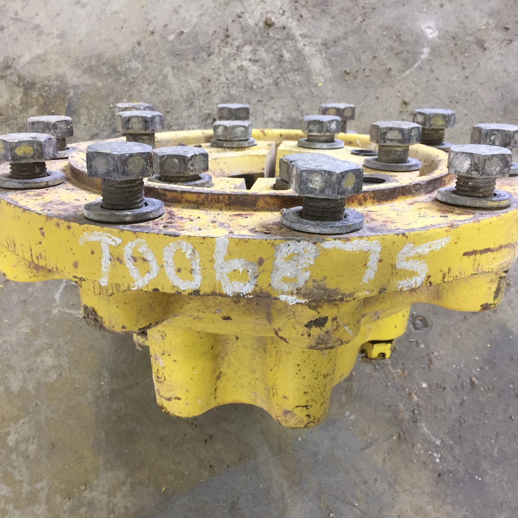 10-Hole Wedg-Lok OE Style, 3.375" (85.725mm) axle, John Deere Yellow