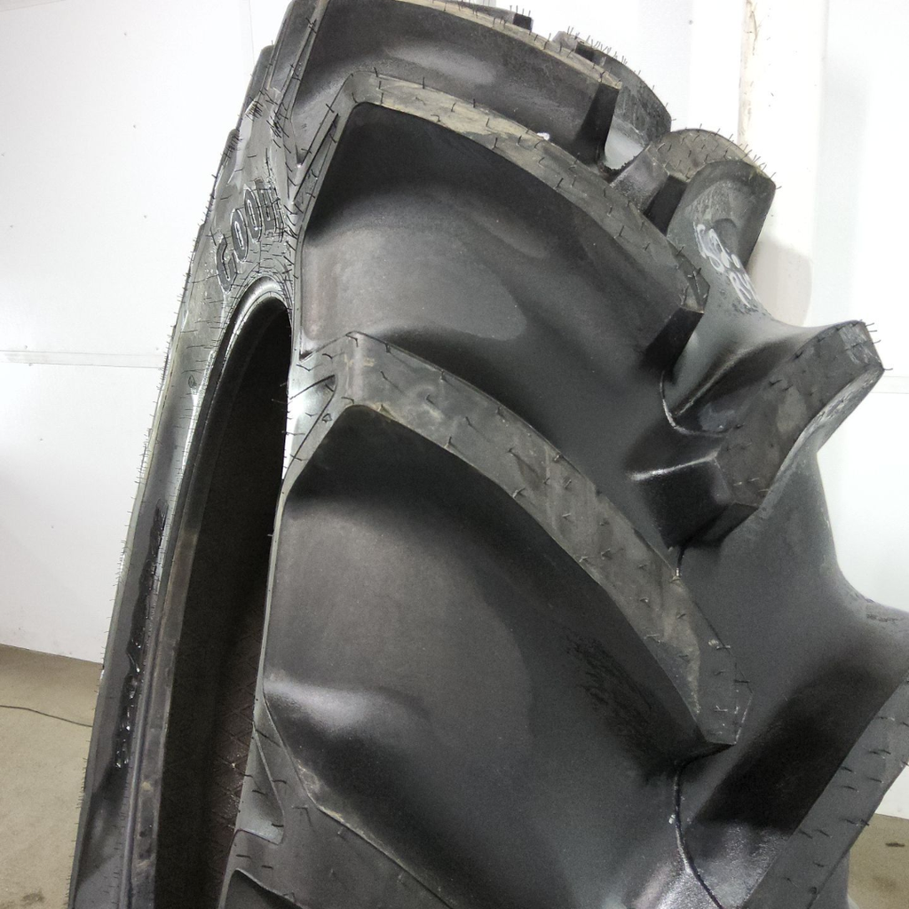 520/85R42 Goodyear Farm Optitrac R-1W 157D 99%