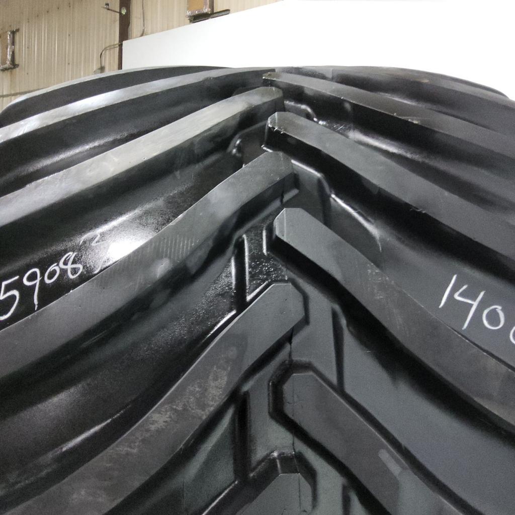 LSW1400/30R46 Goodyear Farm Optitrac R-1W 201D 85%