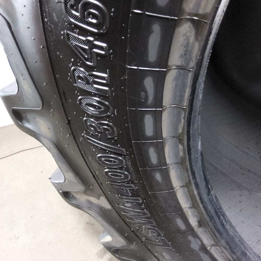 LSW1400/30R46 Goodyear Farm Optitrac R-1W 201D 85%
