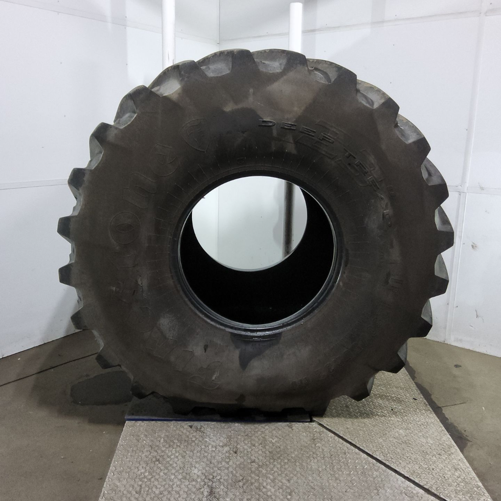 IF1250/50R32 Firestone Radial Deep Tread 23 CFO R-1W 201B 90%