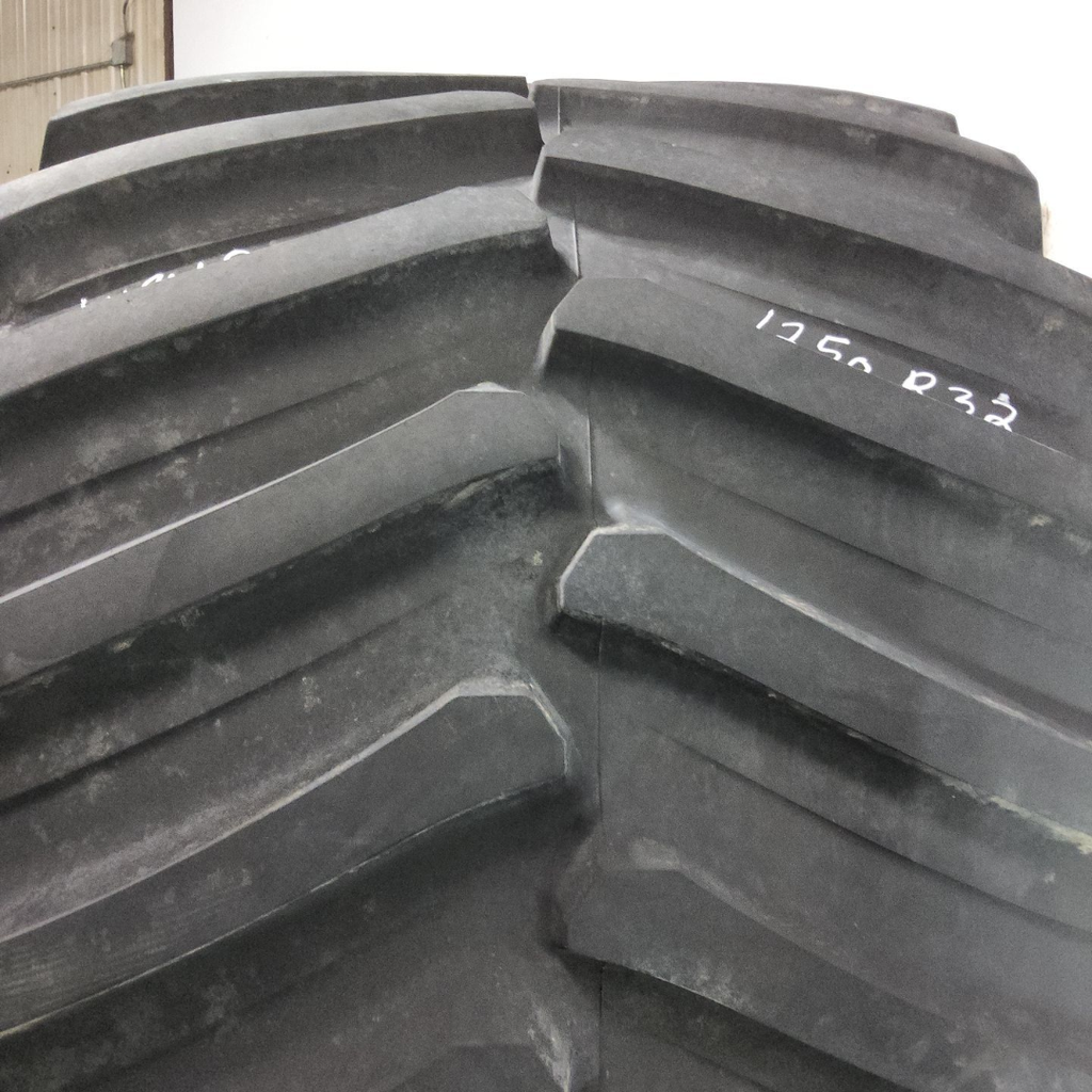 IF1250/50R32 Firestone Radial Deep Tread 23 CFO R-1W 201B 90%