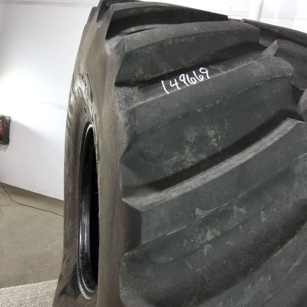 IF1250/50R32 Firestone Radial Deep Tread 23 CFO R-1W 201B 90%