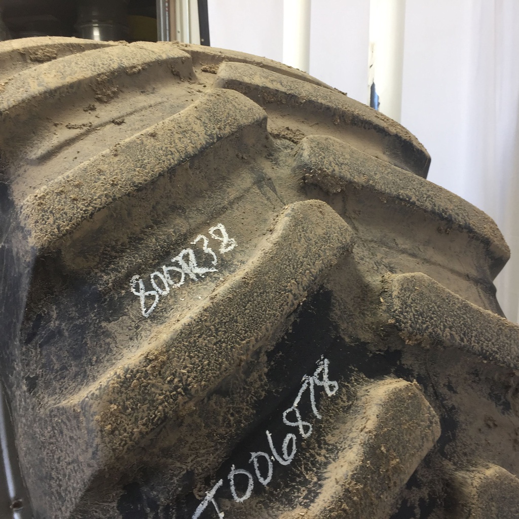 800/70R38 Firestone Radial Deep Tread 23 R-1W on Case IH Silver Mist 18-Hole Formed Plate W/Weight Holes 75%