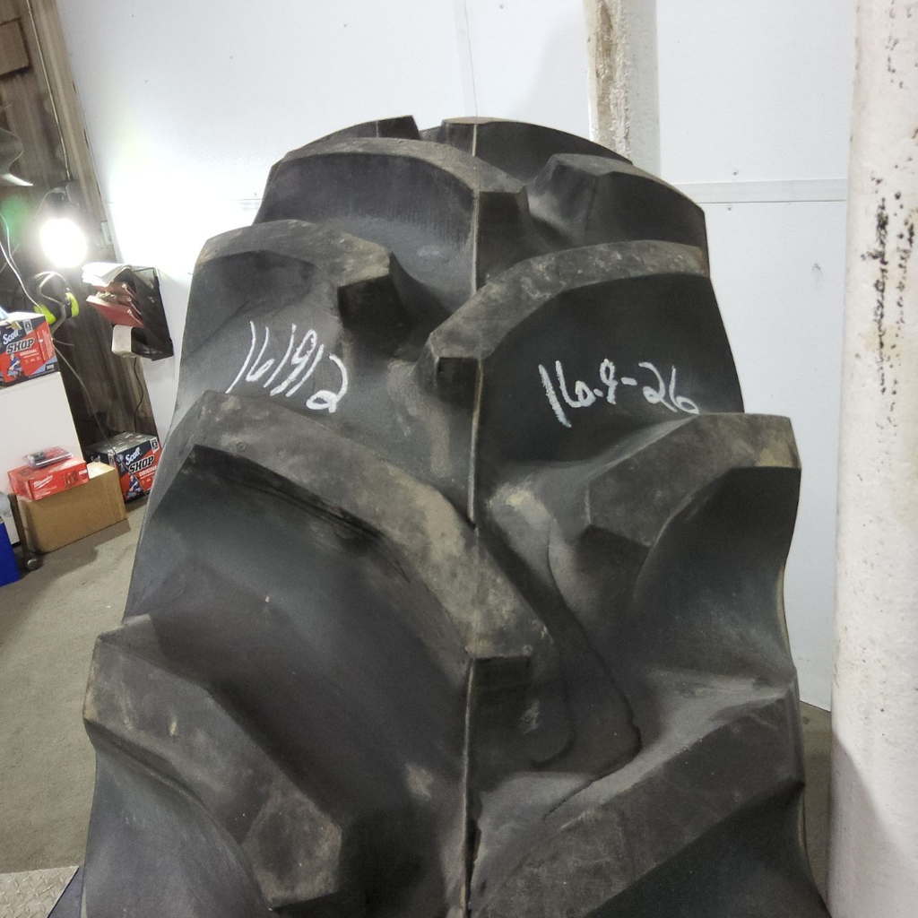 16.9-26 Goodyear Farm Dyna Torque II R-1 E (10 Ply), 99%