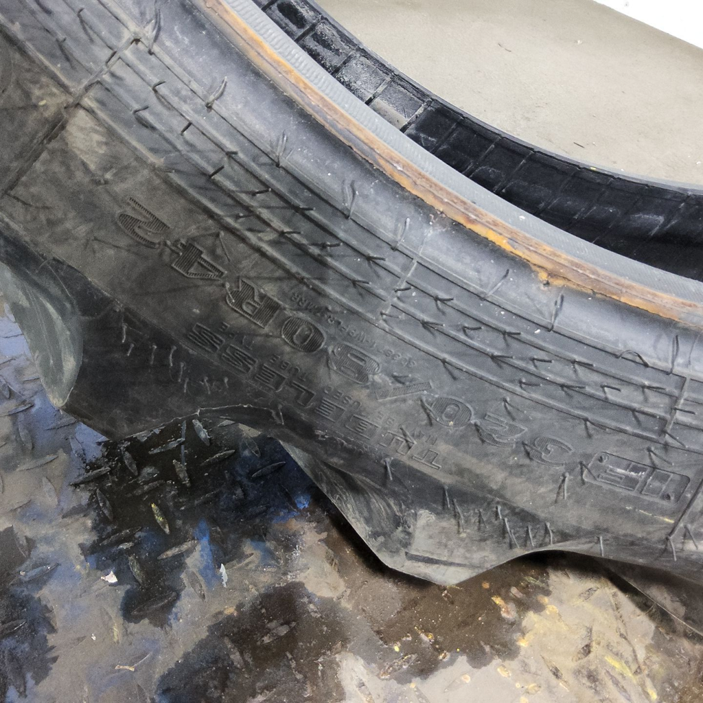 IF320/80R42 Goodyear Farm DT800 Super Traction R-1W 149D 99%