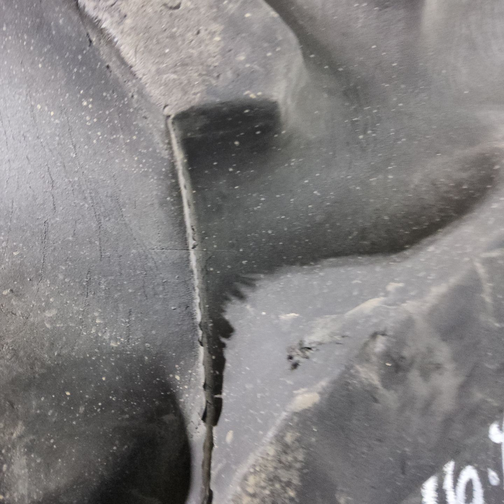 16.9-26 Goodyear Farm Dyna Torque II R-1 E (10 Ply), 95%