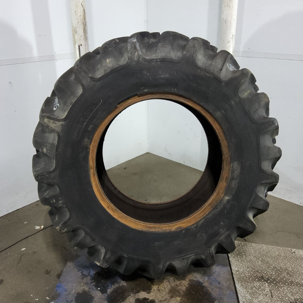 16.9-26 Goodyear Farm Dyna Torque II R-1 E (10 Ply), 95%
