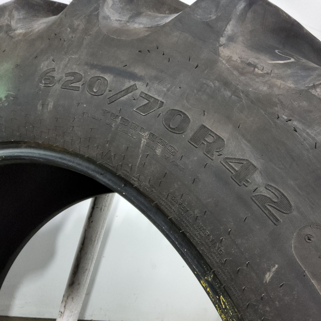 620/70R42 Goodyear Farm DT820 R-1W 160B 95%