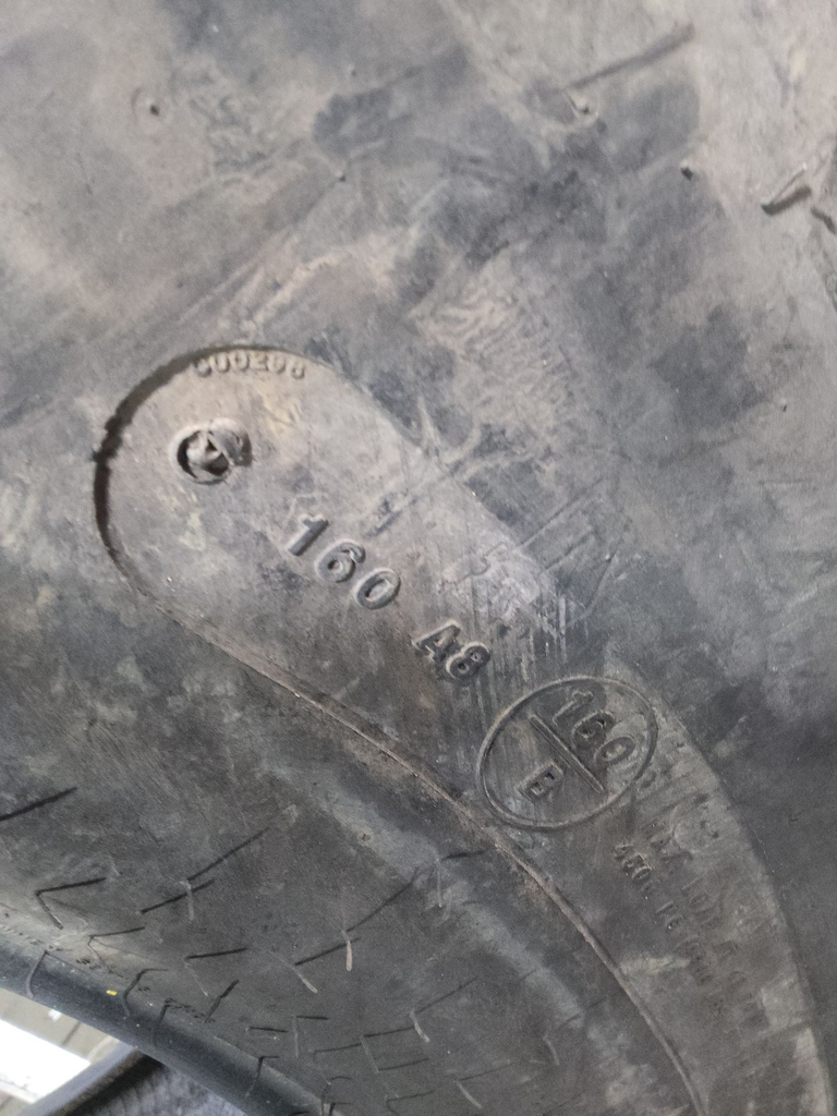 620/70R42 Goodyear Farm DT820 R-1W 160B 95%