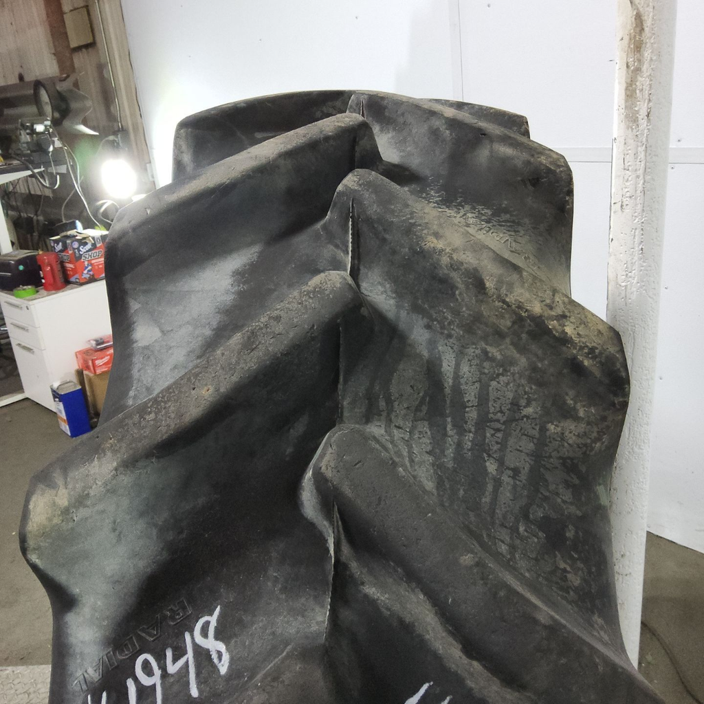 16.9R28 Goodyear Farm Super Traction Radial R-1W 136B 80%