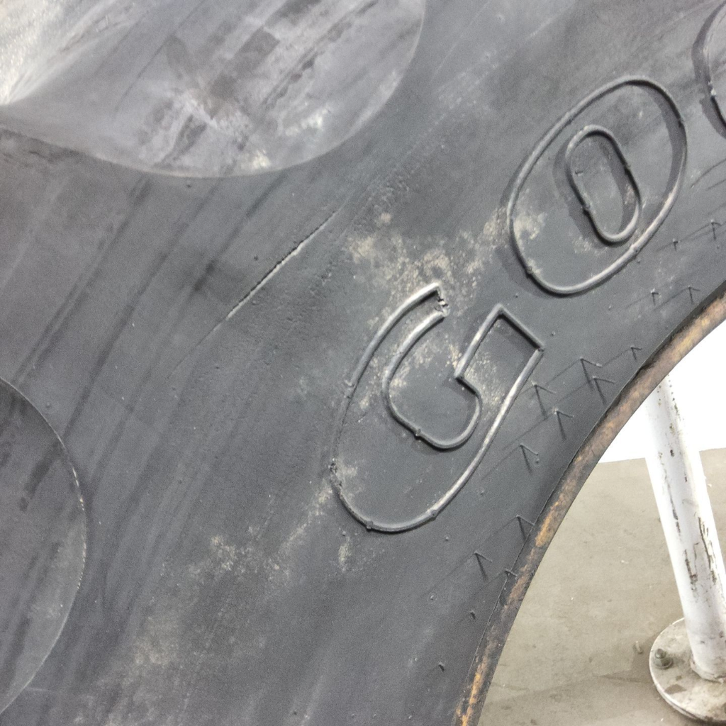 16.9R28 Goodyear Farm Super Traction Radial R-1W 136B 80%