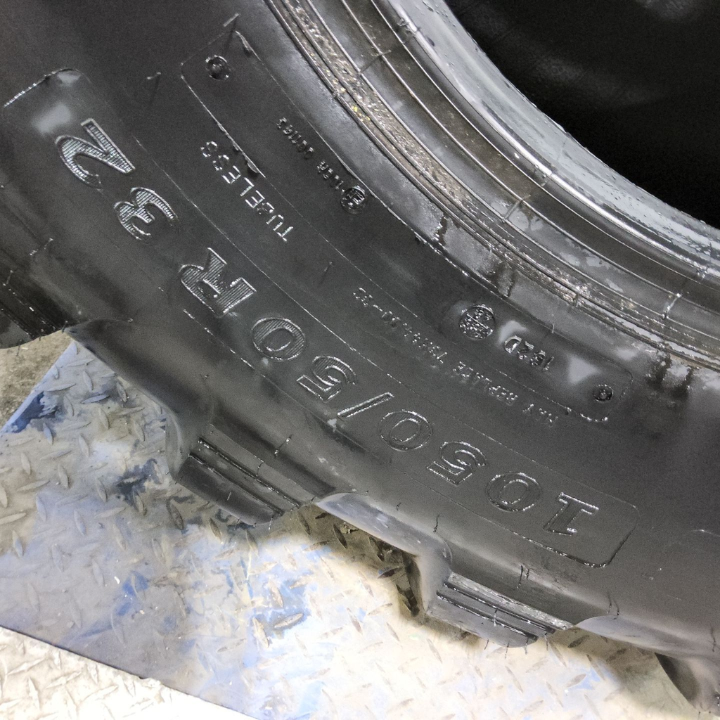 1050/50R32 Alliance 376 Multi Star R-1 178A 99%