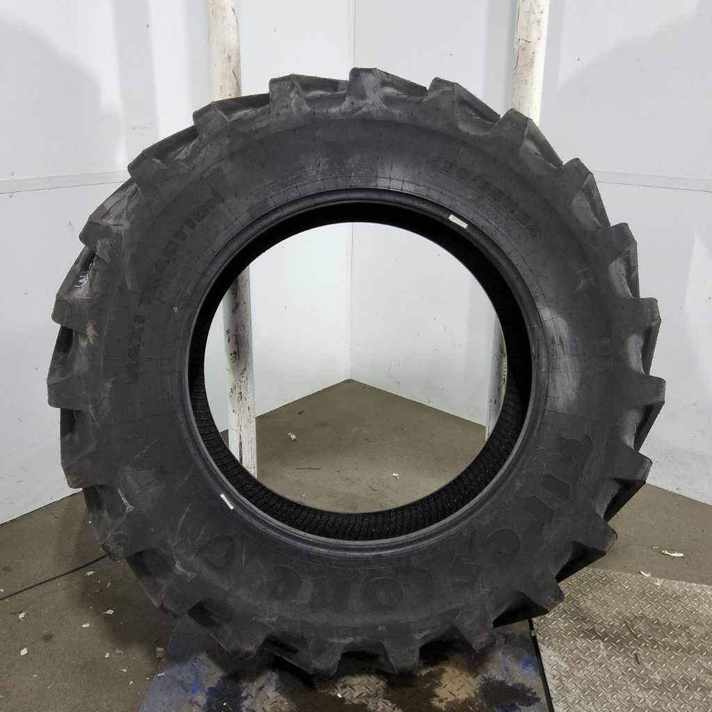 420/85R34 Firestone Maxi Traction R-1W 147D 99%