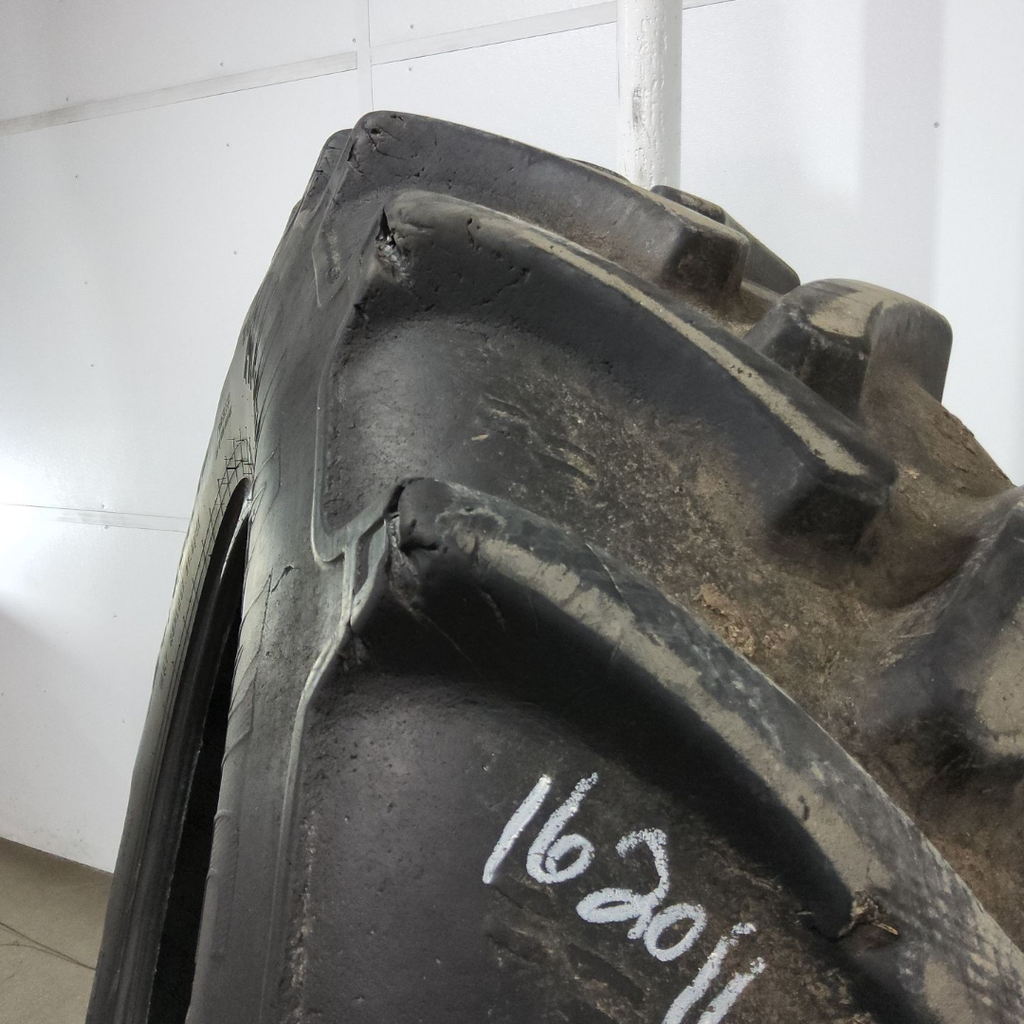 520/85R42 Alliance 846 Farm Pro II 85 Series R-1W 157B