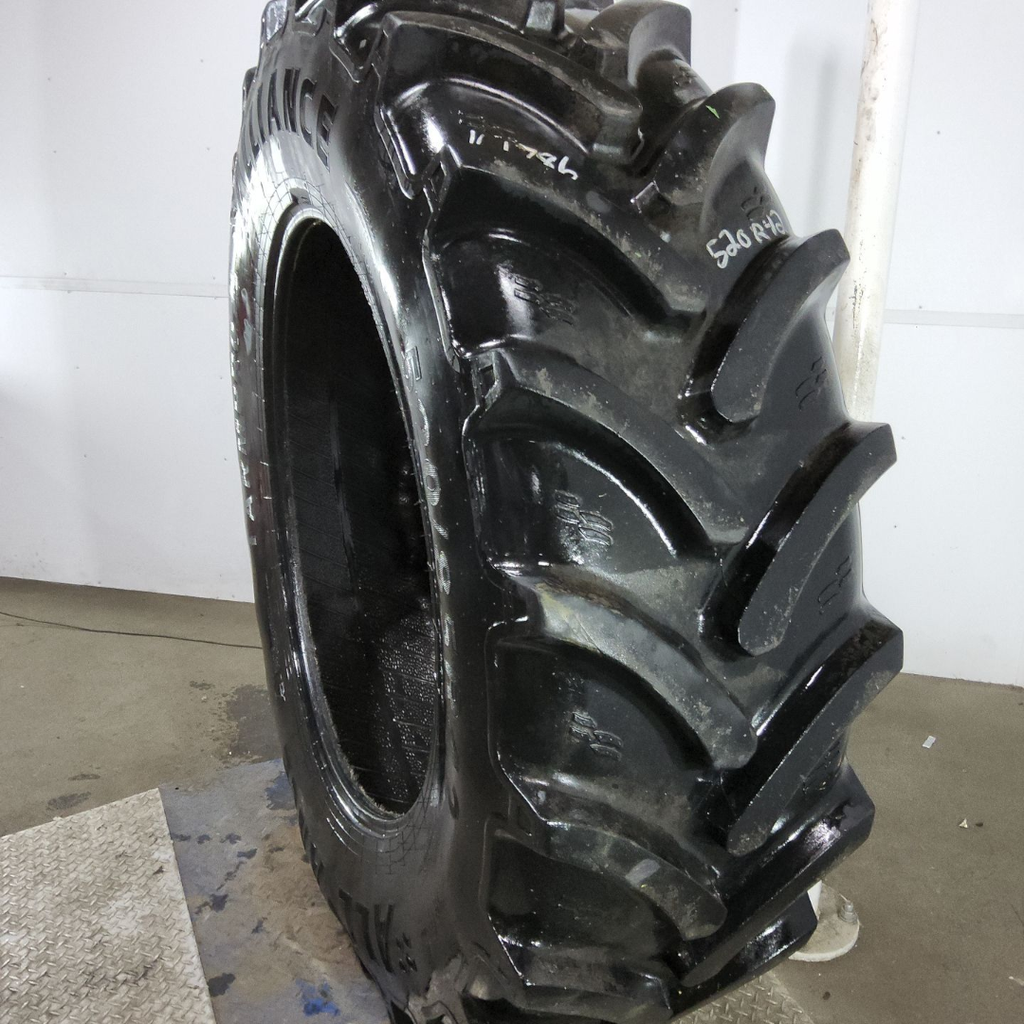 520/85R42 Alliance Farm Pro II R-1W 157A8 70%